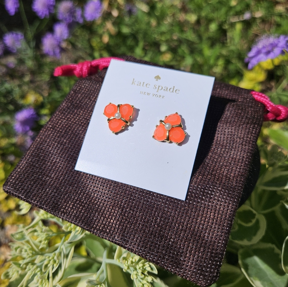 kate spade Coral Crystal Cluster Stud Earrings Faux Pearl 14k Gold Plated NWT - Picture 7 of 12